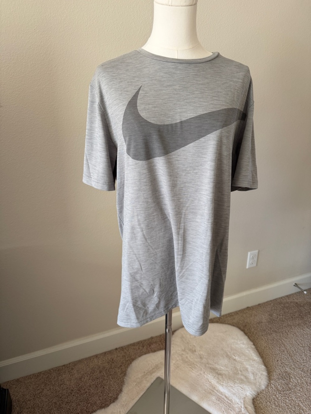 Nike Gray Heather Short Sleeve Swoosh Tee